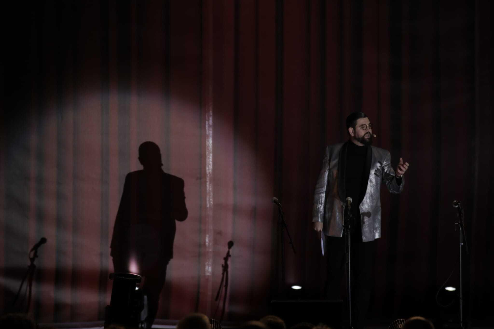 Gala de bienvenida del Carnaval en San Fernando con Manu Sánchez y Sandra Golpe