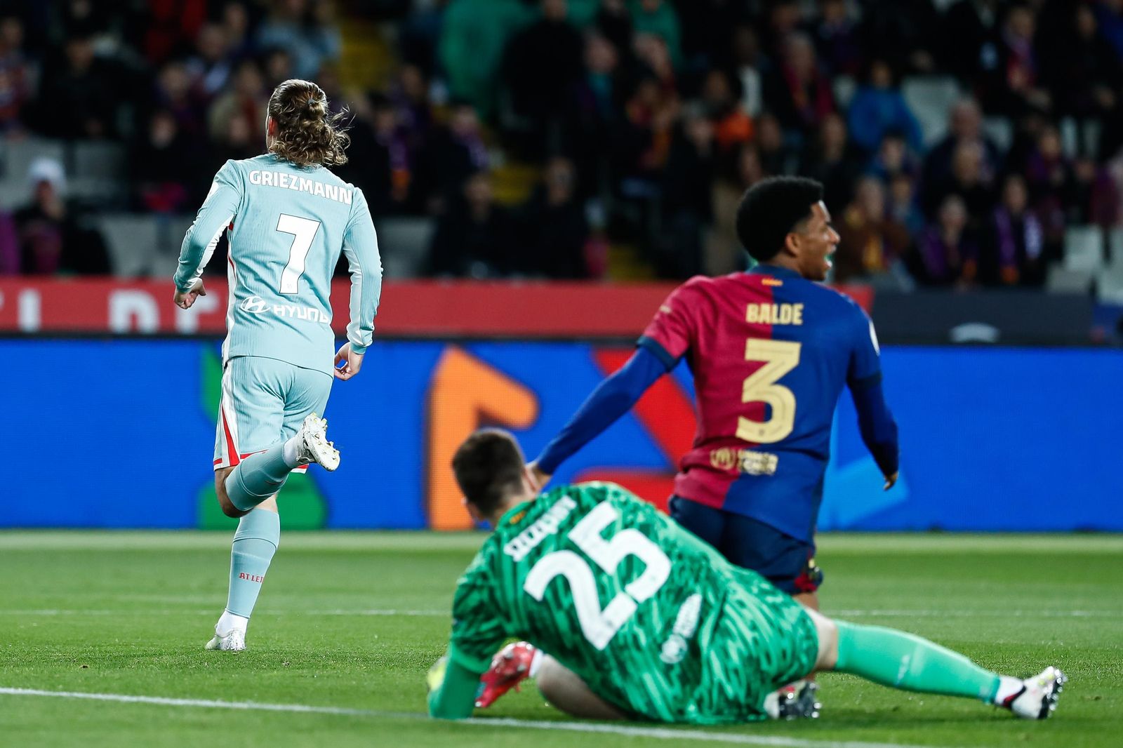 Las fotos del espectacular Barcelona - Atlético de Madrid