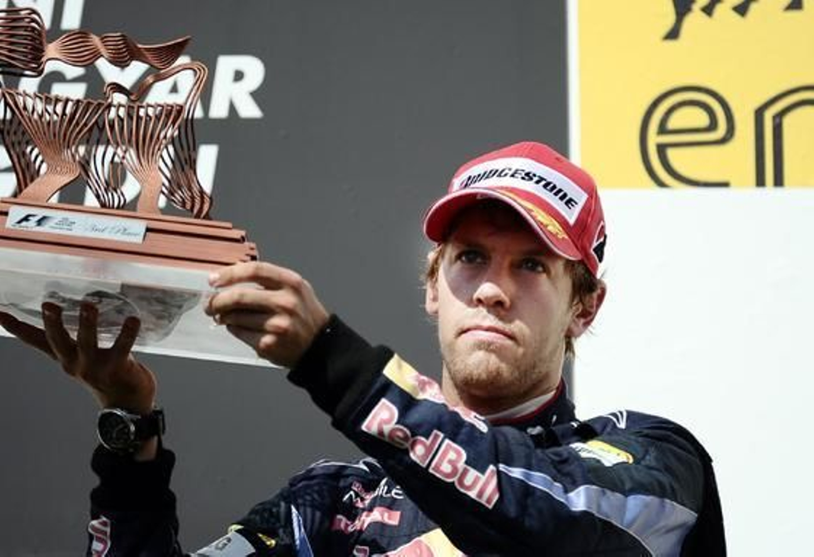Fernando Alonso acaba segundo por detrás de Webber en el Gran Premio de Hungría. / AFP