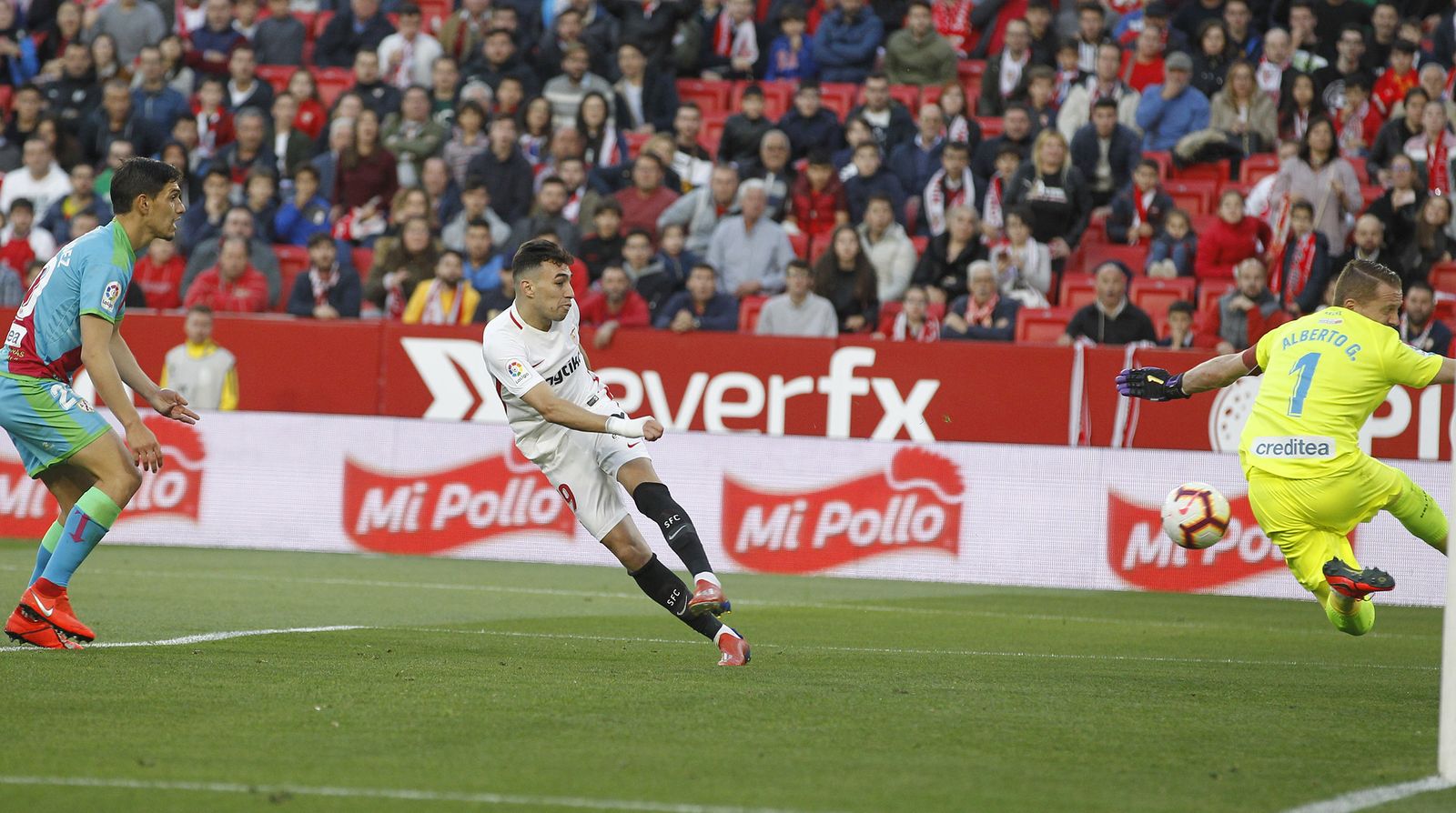 Todas las fotos del Sevilla-Rayo Vallecano