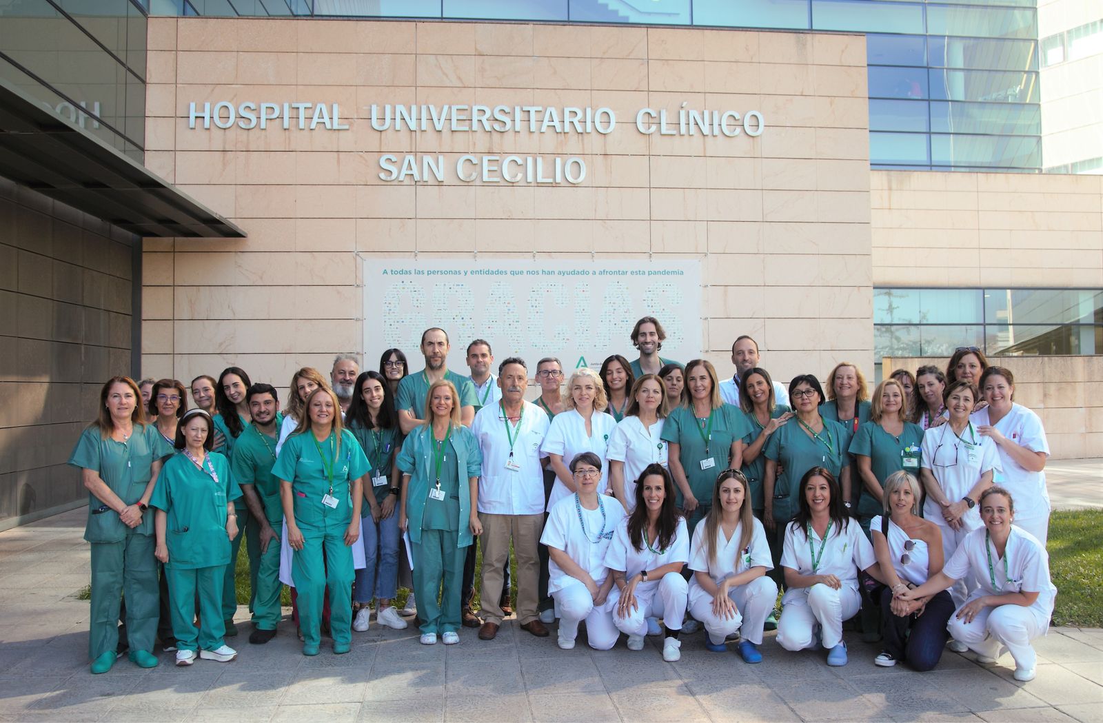 El servicio de Otorrinolaringología del Hospital Universitario Clínico San Cecilio recibe la certificación de calidad de sus servicios