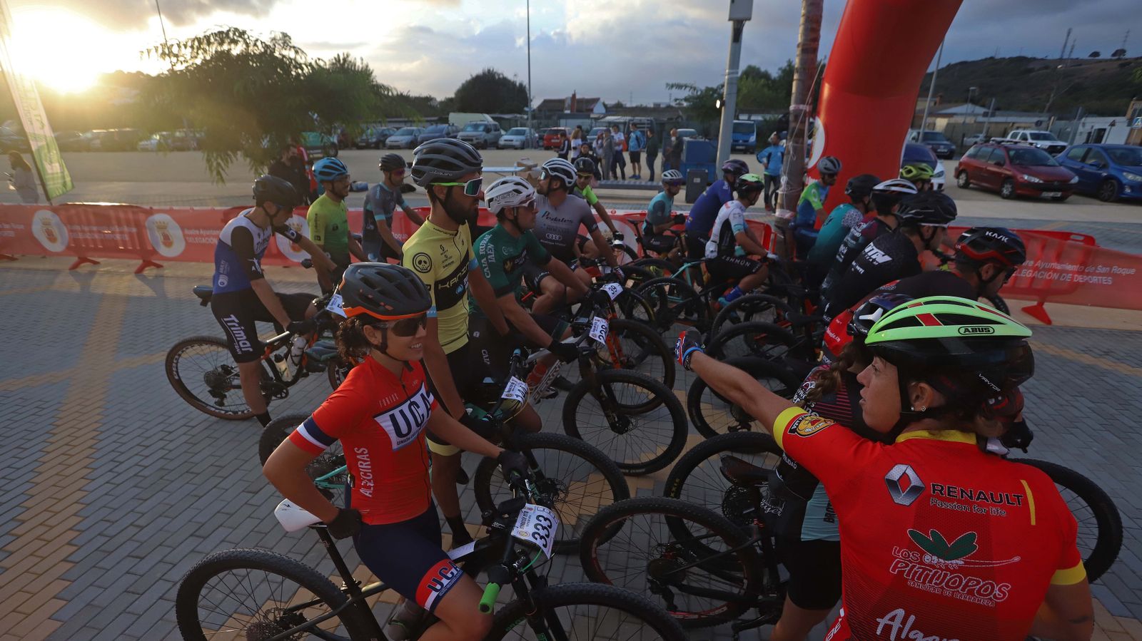 Fotos de la X Maratón MTB Sierra del Arca en la Estación de San Roque