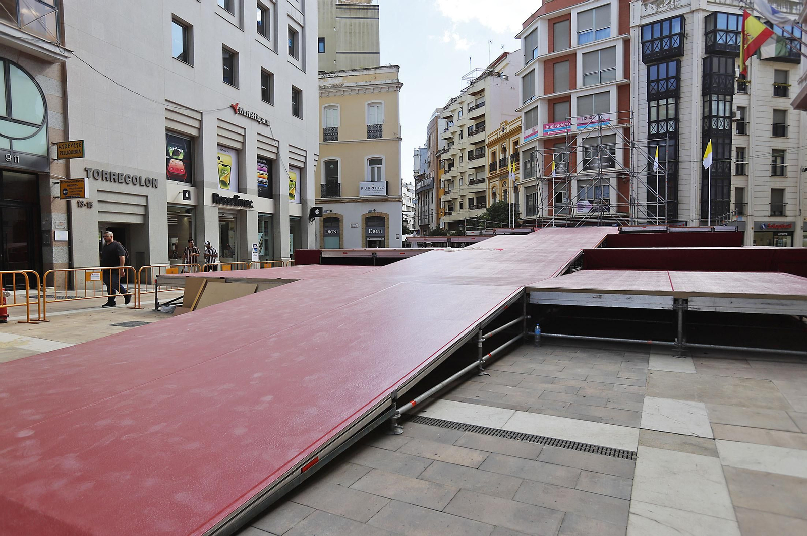 Imágenes de los preparativos para la Coronación de Amargura
