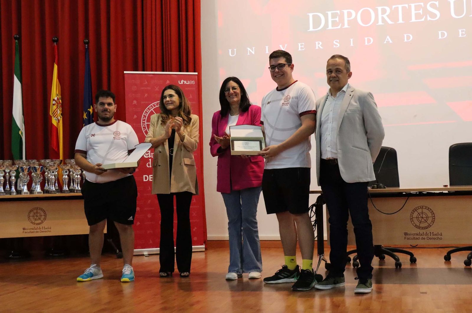 Imágenes del jueves 18 de mayo en Huelva