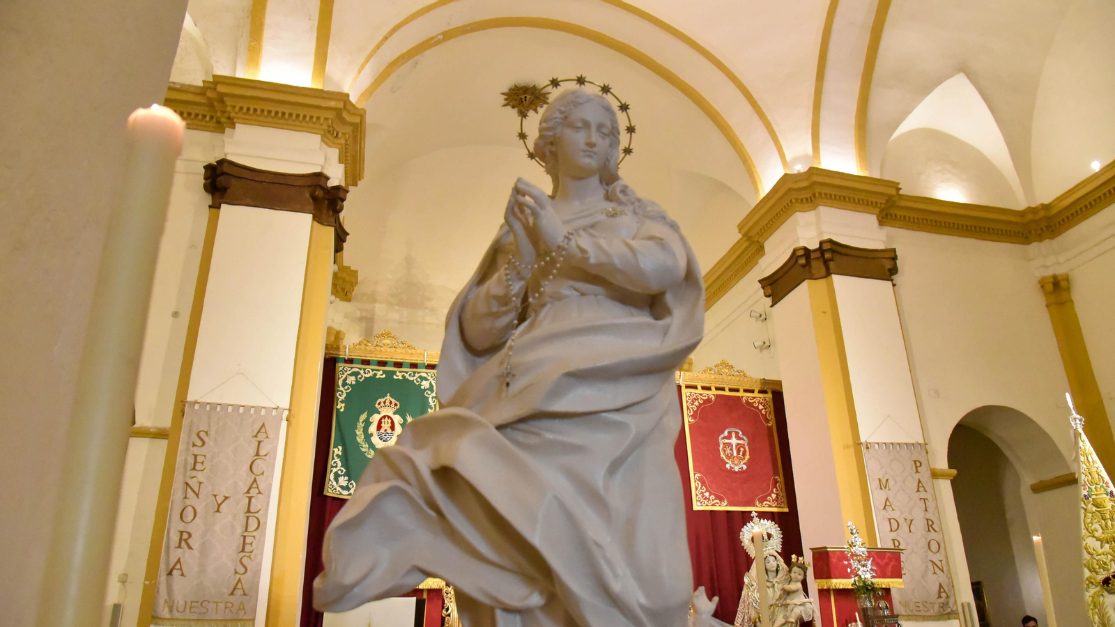 Las fotos de la perigrinacion religiosa  Madre Ven en la Iglesia de La Palma