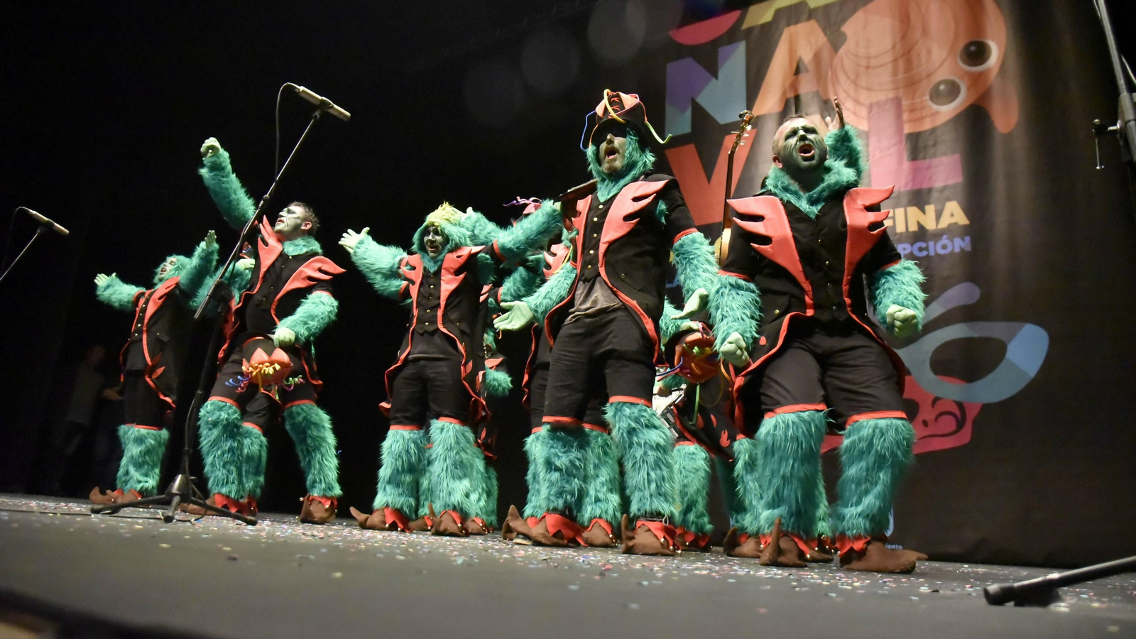 Las mejores fotos de la Gran Final del Concurso de Agrupaciones Carnavalescas de La Línea