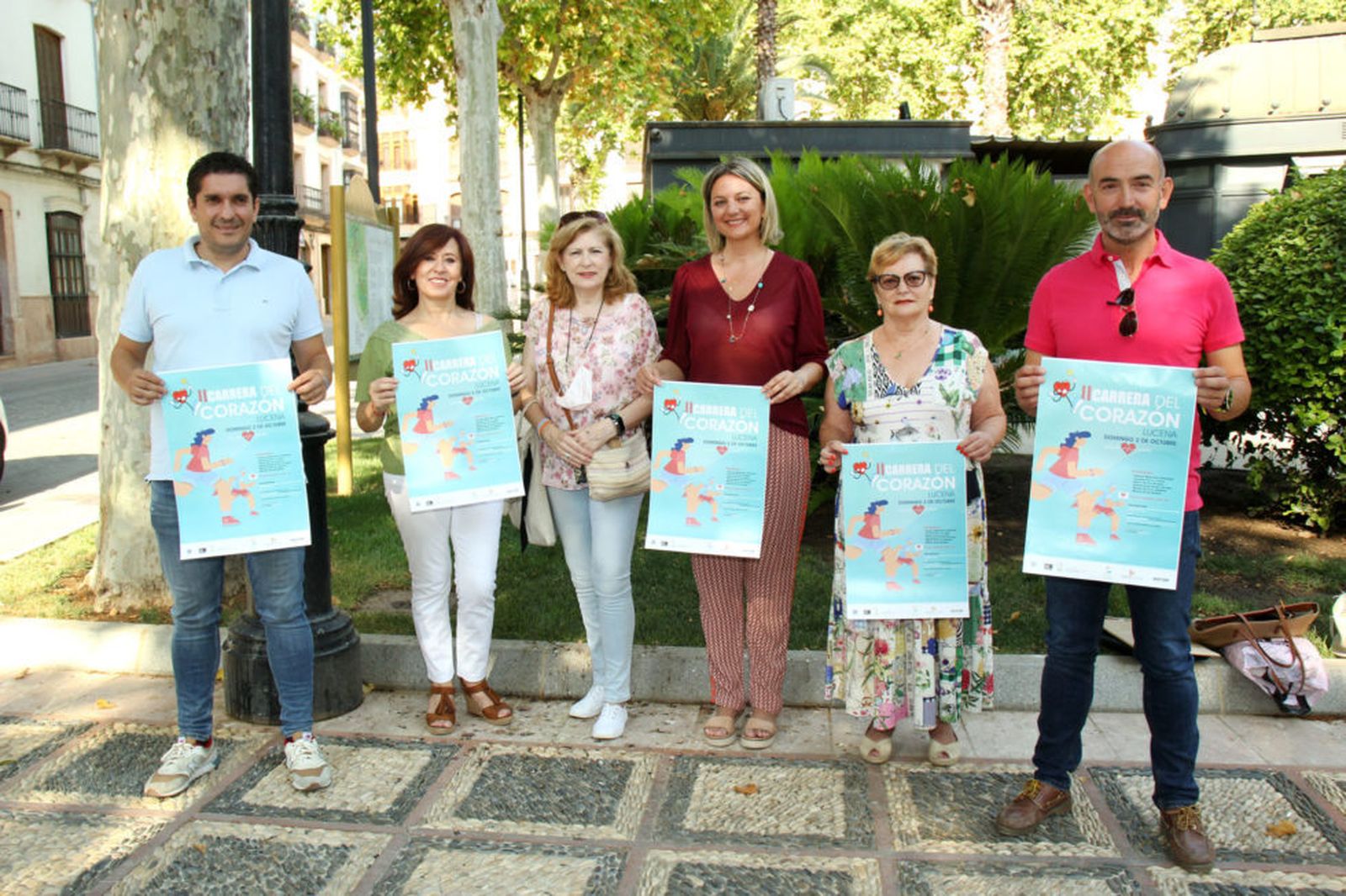 Asistentes a la presentación de la II Carrera del Corazón Ciudad de Lucena.