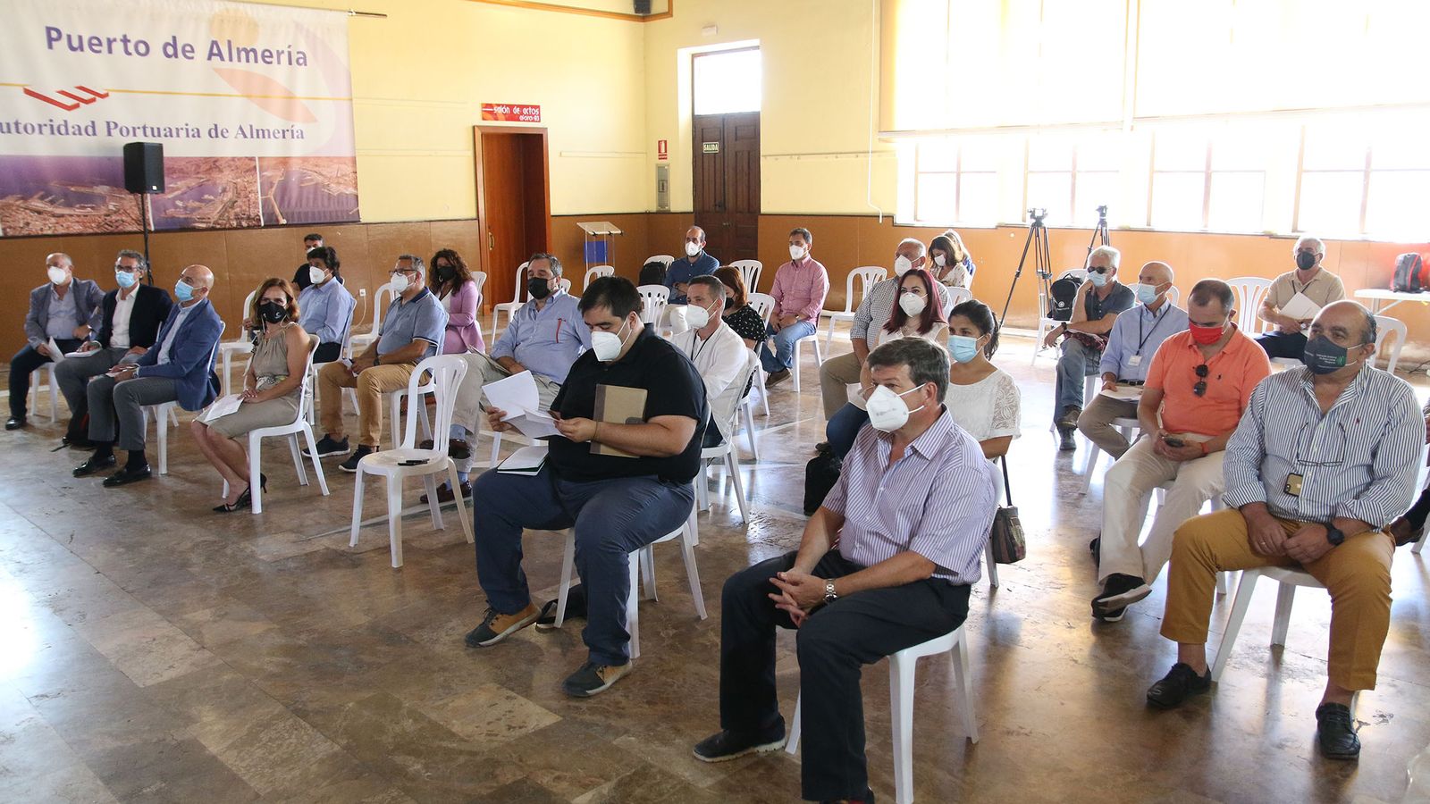 Asistentes a la presentación del proyecto Creasi-PAC para los puertos de Almería y Carboneras