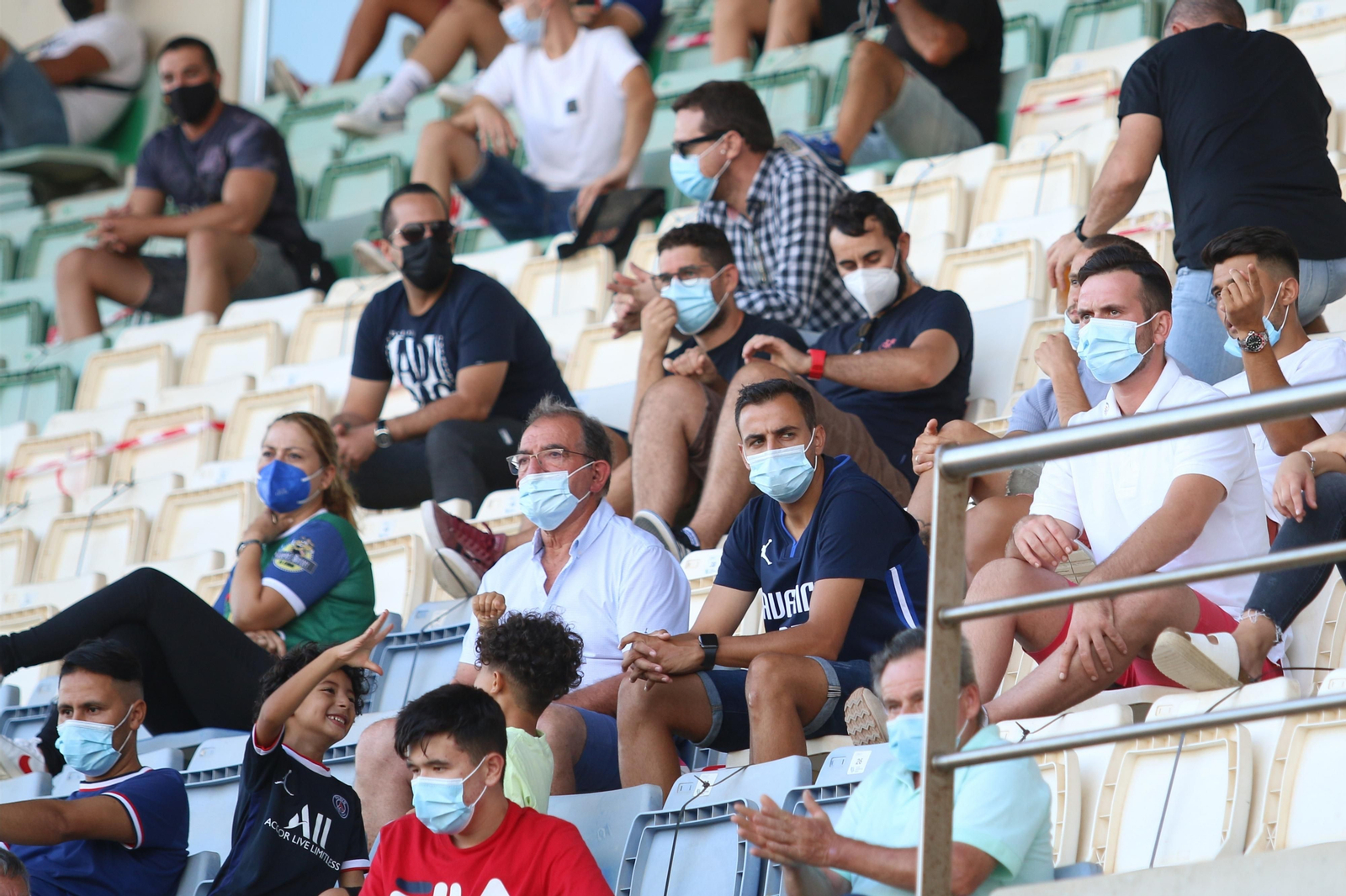 Fotogalería del derbi en Santo Domingo