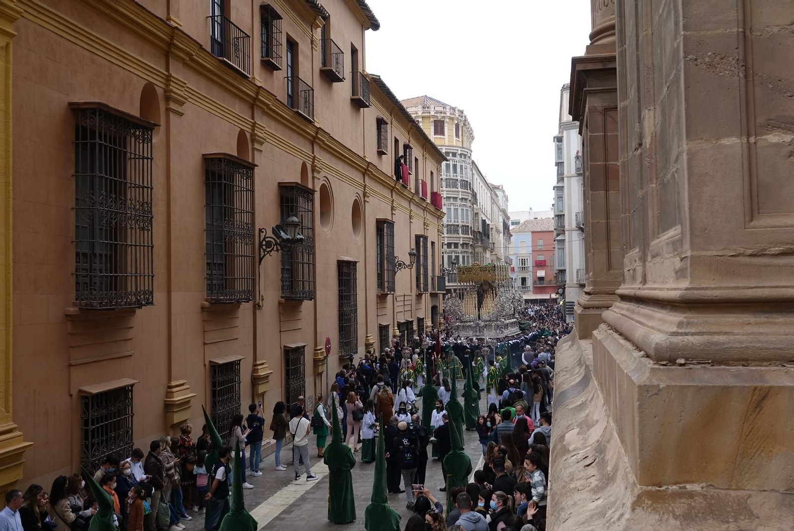 Las fotos de Estudiantes, en el Lunes Santo de Málaga