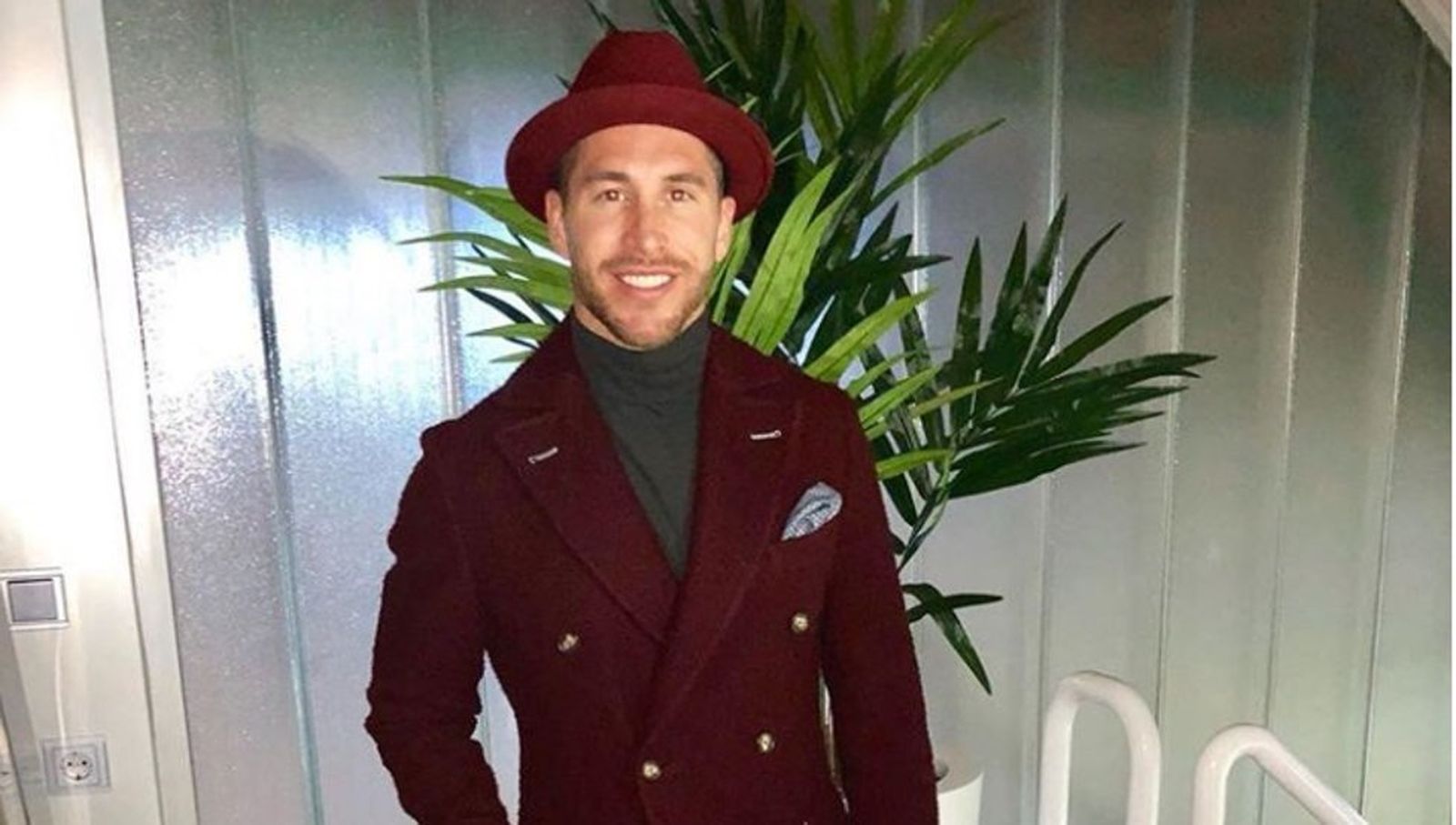 Sergio Ramos vuelve a 'liarla' con otro modelito