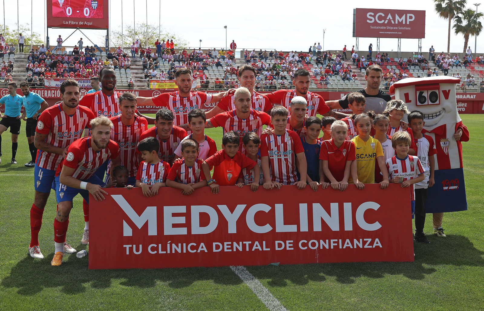 Las  mejores fotos del Algeciras - Atlético Baleares de Primera RFEF