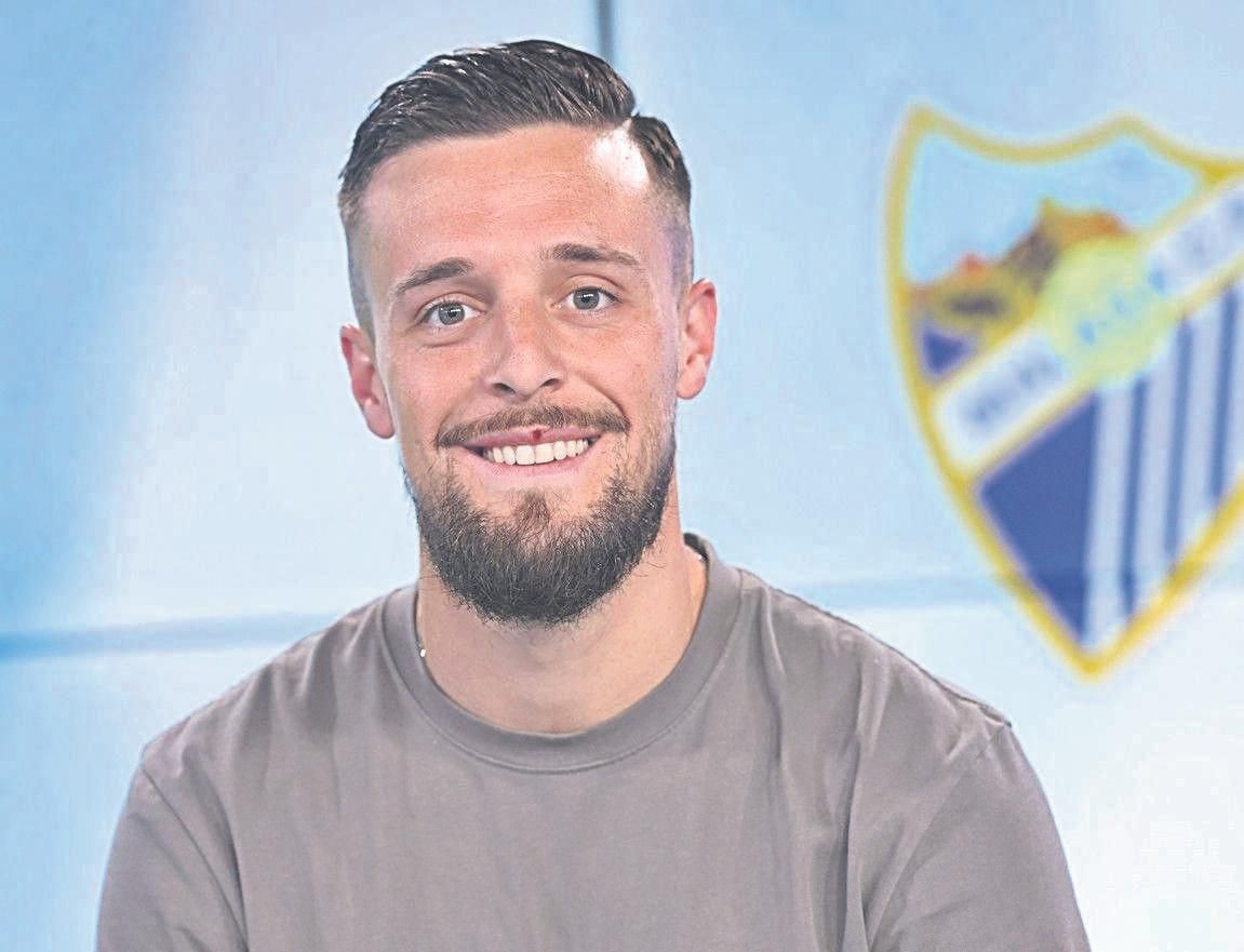 Genaro, excapitán del Málaga CF: "Hay que tener paciencia"