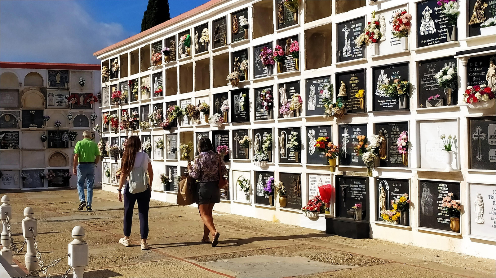 Día de los Difuntos en el cementerio de la ciudad de San Fernando
