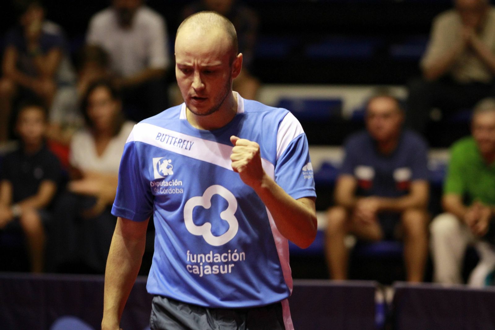 Carlos Machado celebra un punto durante un partido con el Cajasur Priego.