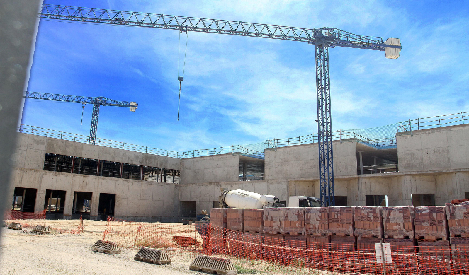 Las obras del edificio de la lonja pesquera, en imágenes