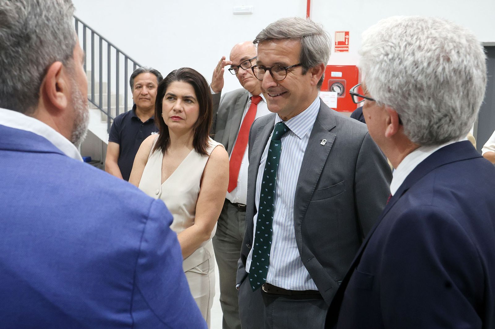 Imágenes de la visita de Jorge Paradela a las instalaciones de la empresa Ariema Energía y Medioambiente SL, especializada en hidrógeno verde