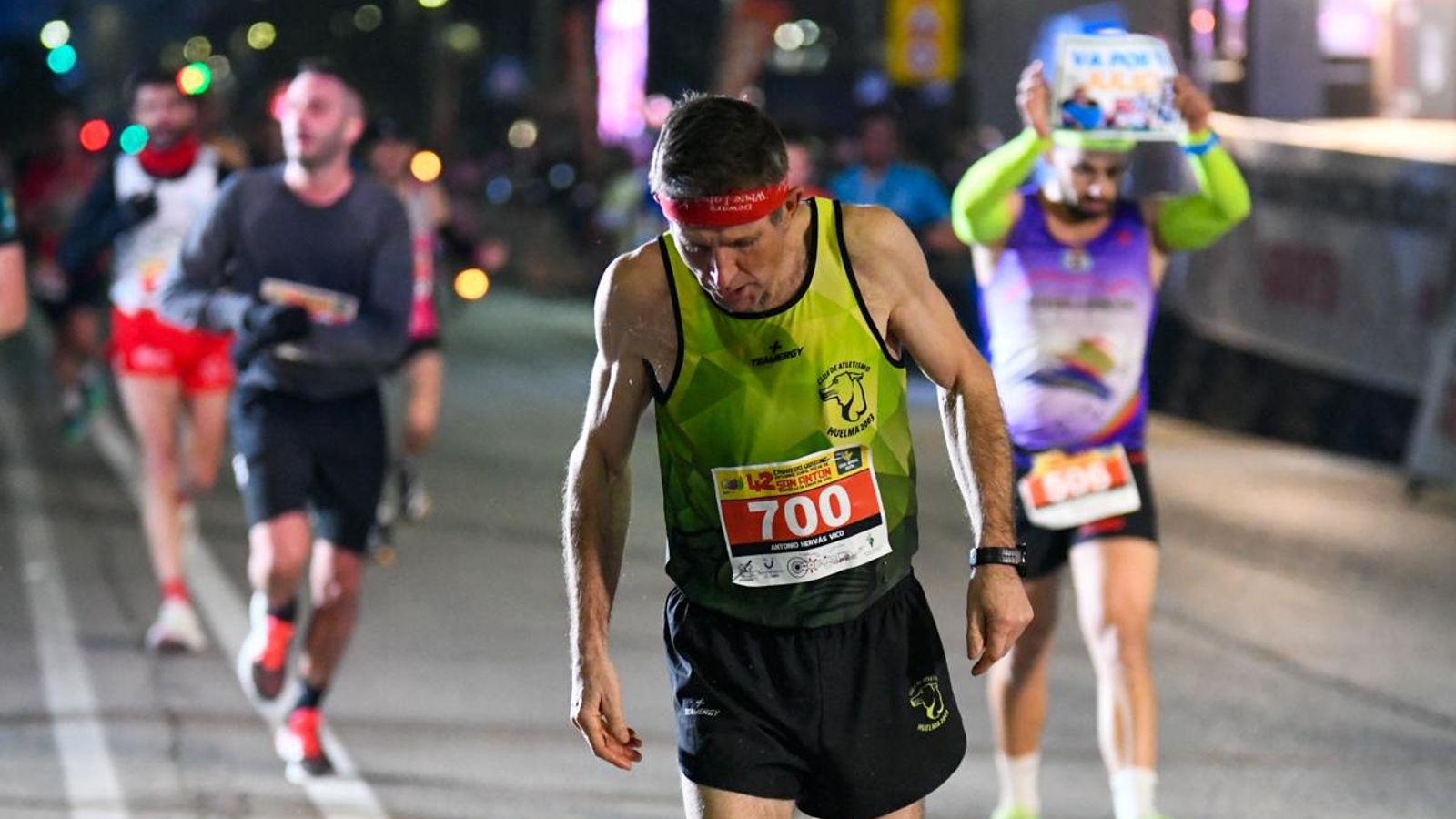 En imágenes: búscate en tu llegada a meta de la Carrera de San Antón 2025 (2)