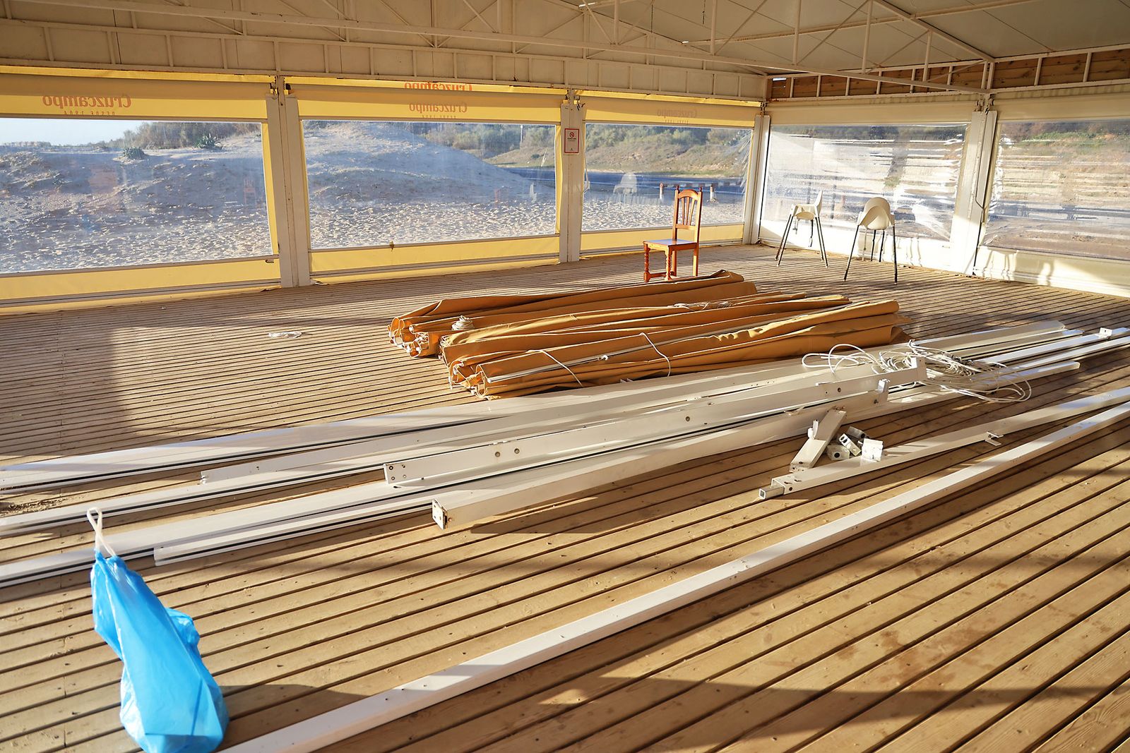 Las fotografías del cierre del chiringuito Der Matias