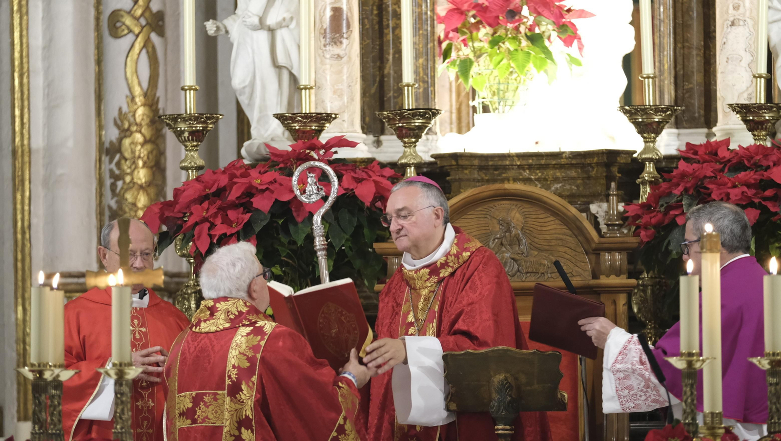 Imágenes de la celebración del Día del Pendón en Almería