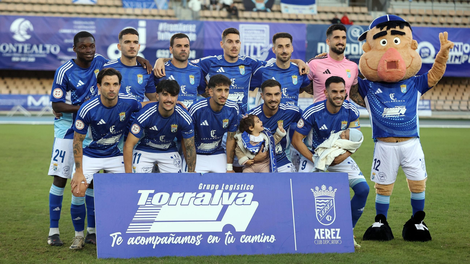 Imágenes del Xerez CD contra el Real Jaén CF en Chapín
