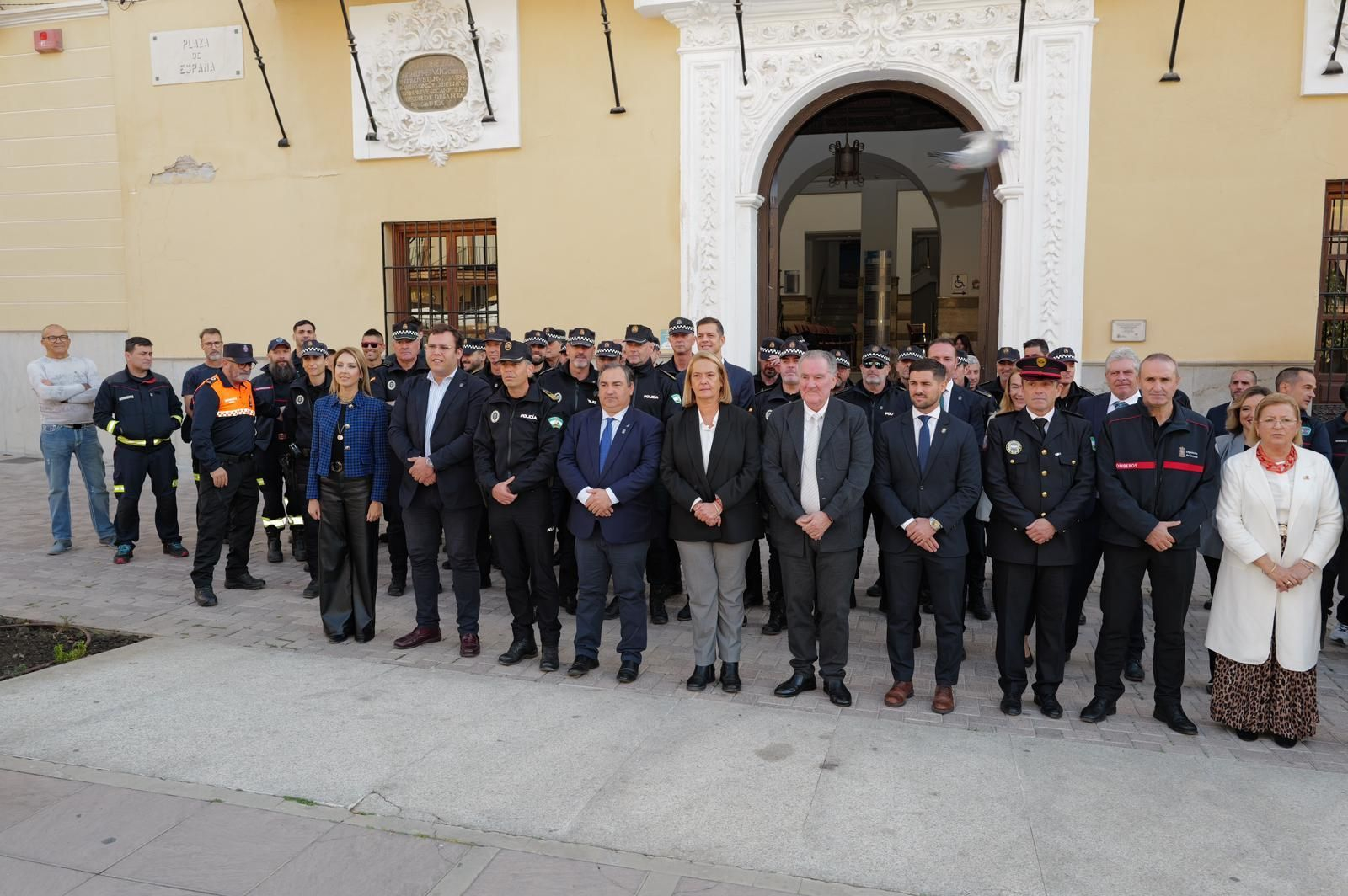 Así ha sido el acto de reconocimiento de Motril a los desplazados para ayudar tras la DANA de Valencia