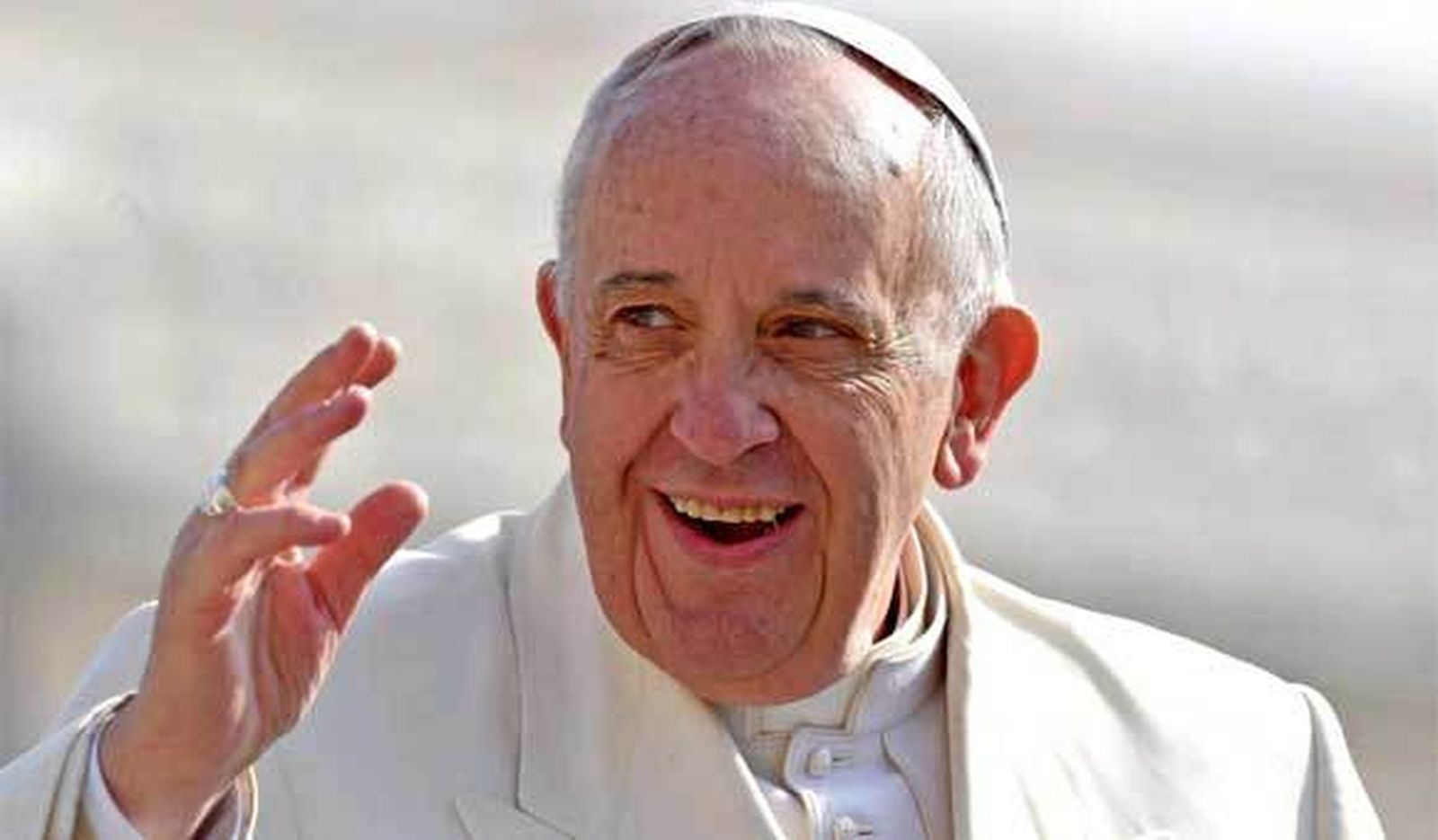 El Papa pide un mayor esfuerzo internacional para frenar las muertes de inmigrantes en el Mediterráneo