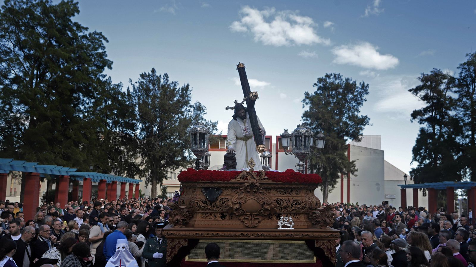 Procesión de la Hermandad de La Trinidad