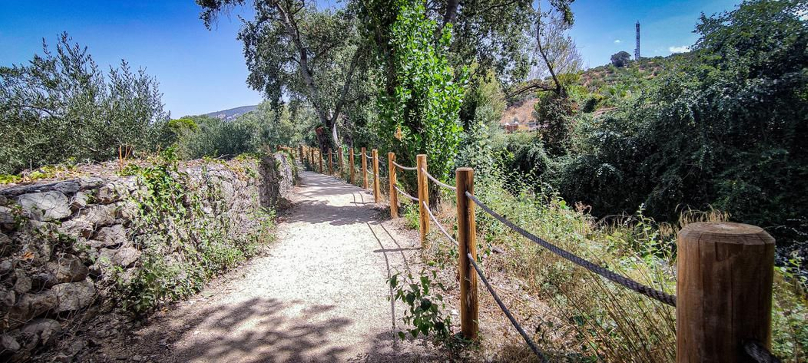 Ruta senderista y por el agua en Los Cañones de Río Frío de Jaén
