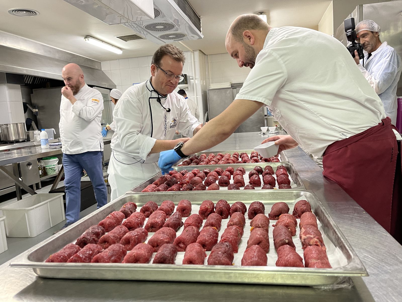 La primera faena de las jornadas del toro bravo en Terraza Carmona, en imágenes