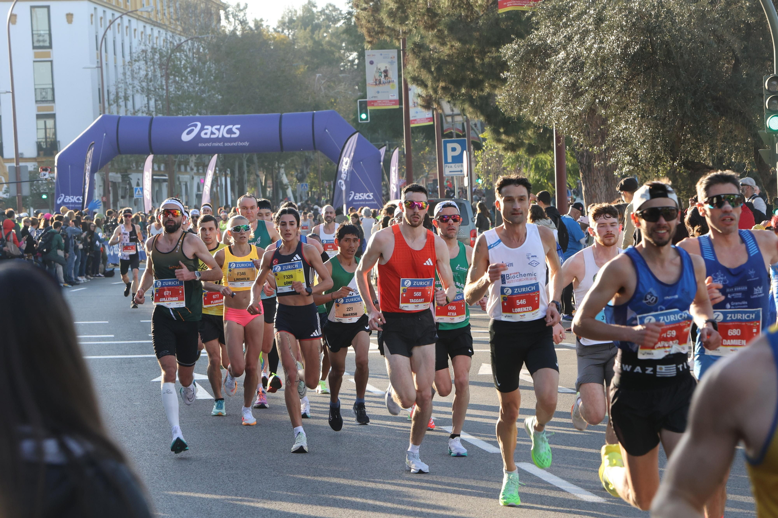 Búscate en la Zurich maratón de Sevilla