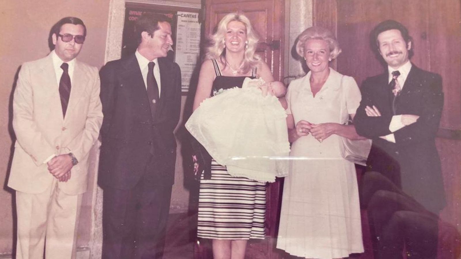 Adolfo Suárez en el bautizo del hijo mayor de José María Martínez.