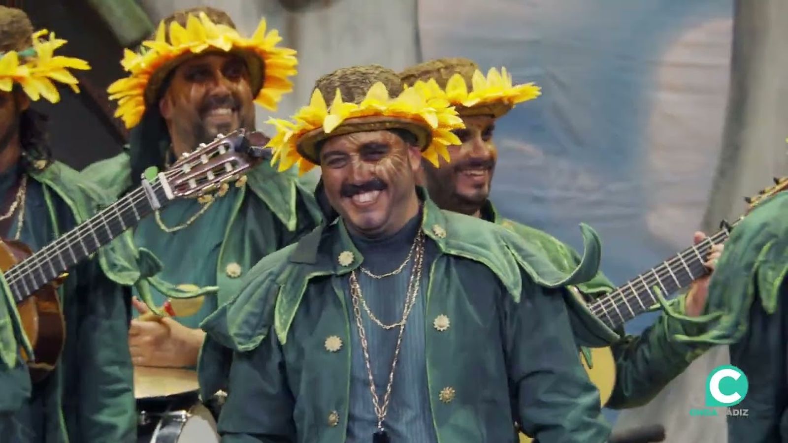 Comparsa, La hipócrita - Preliminares