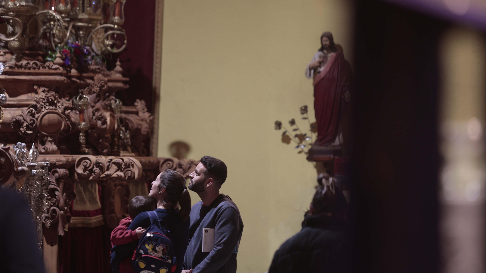 Los Preparativos de la Semana Santa en La Línea