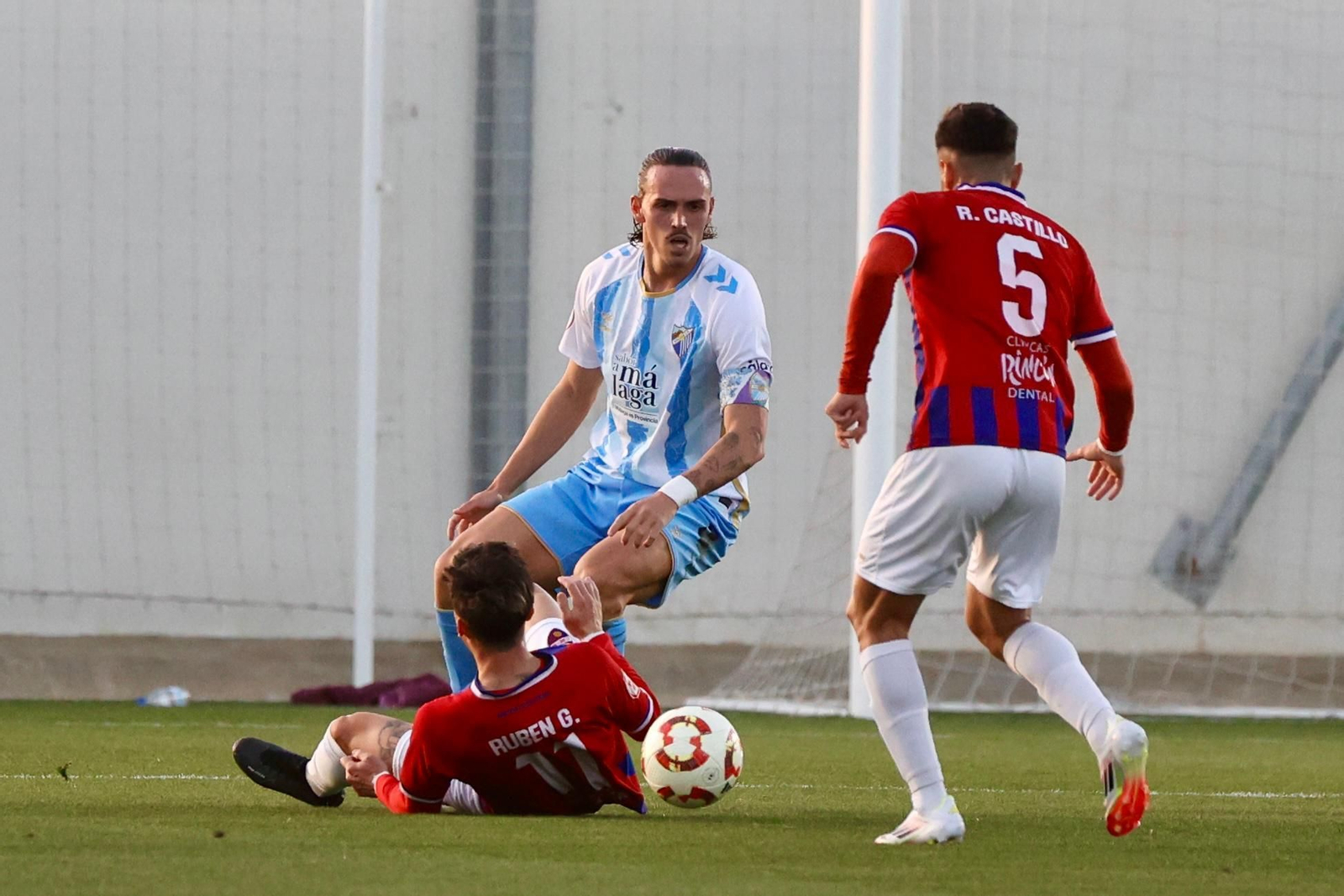 La victoria del Atlético Malagueño ante la UD Torre del Mar, en fotos