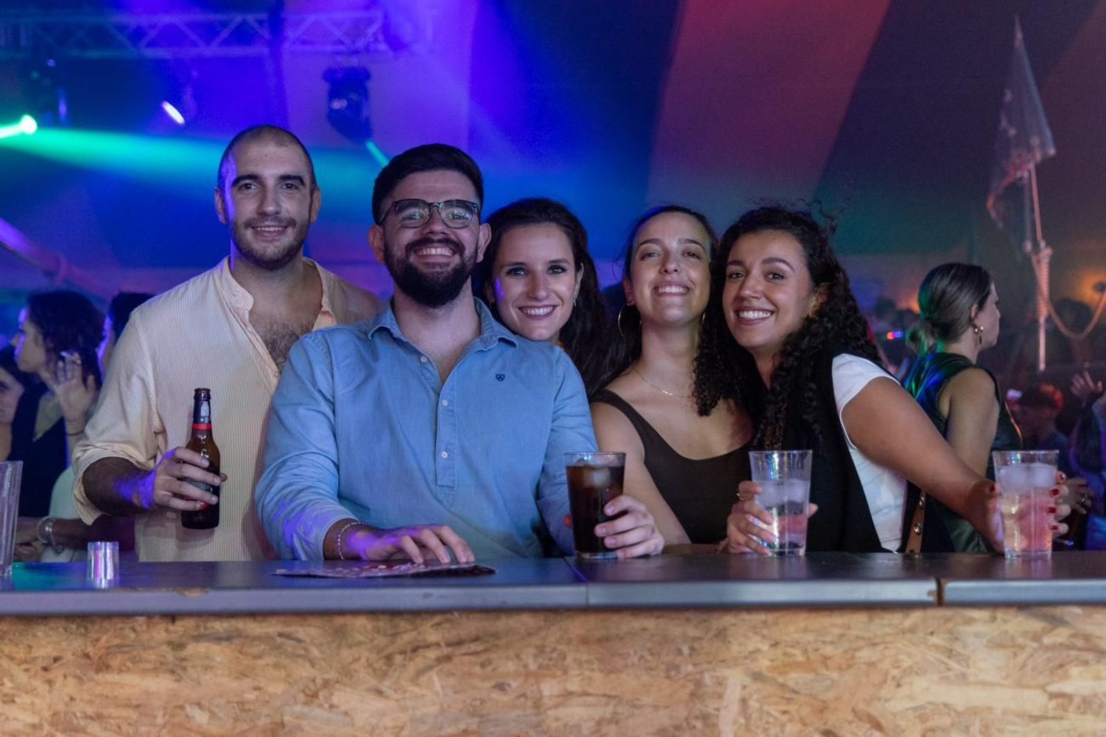 Los jiennenses disfrutan una noche más de la Feria de San Lucas