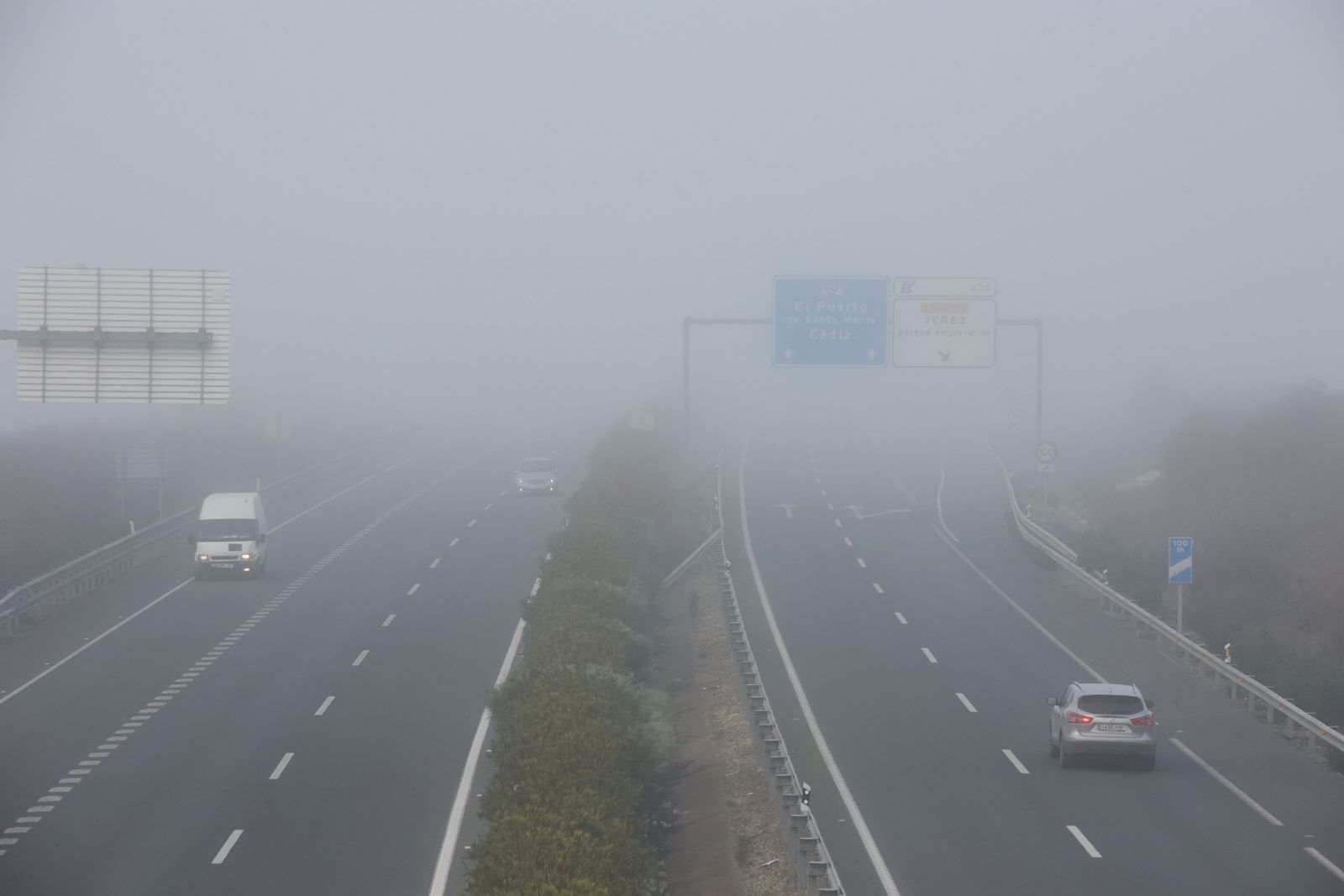 Densa niebla en Jerez