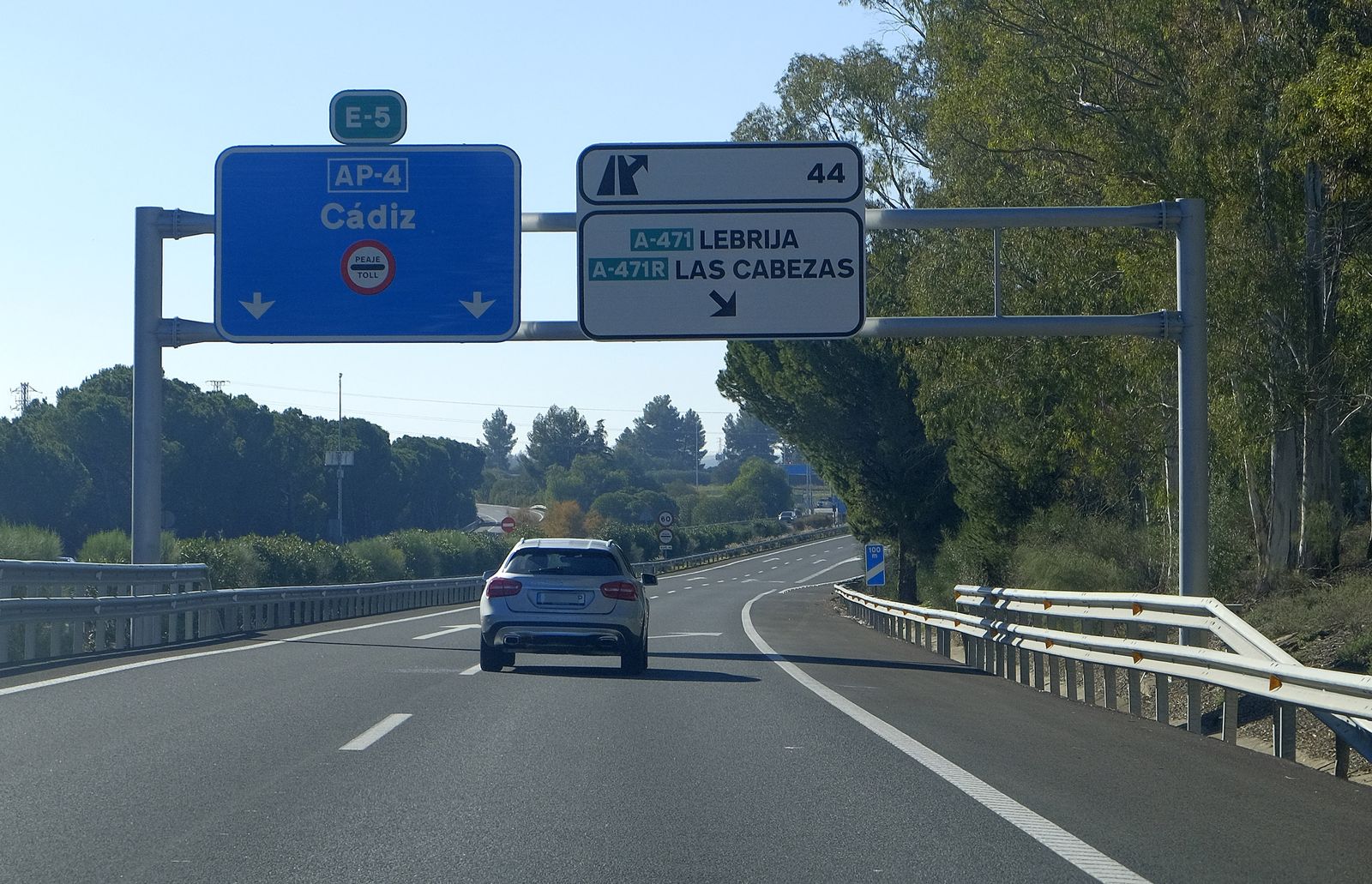 Imagen reciente de la autopista Sevilla-Cádiz, cerca del peaje.