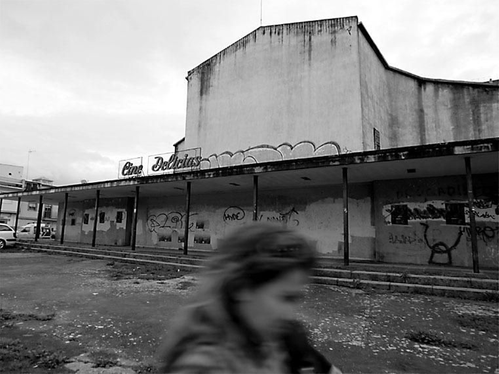 Adiós al cine Delicias