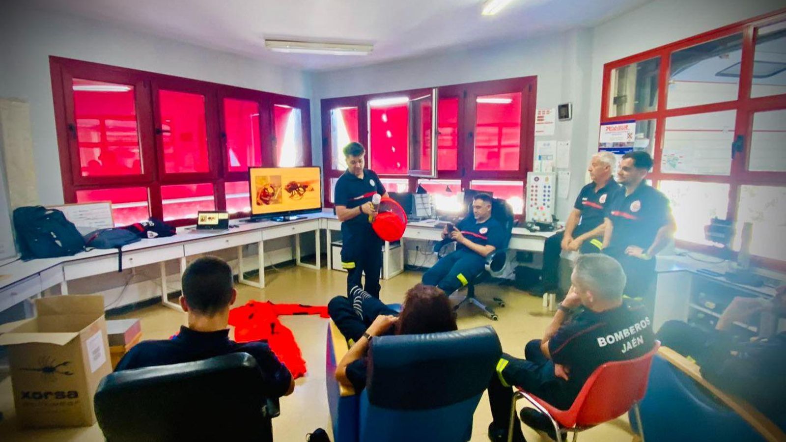 Práctica de actuación ante la Vespa Orientalis.