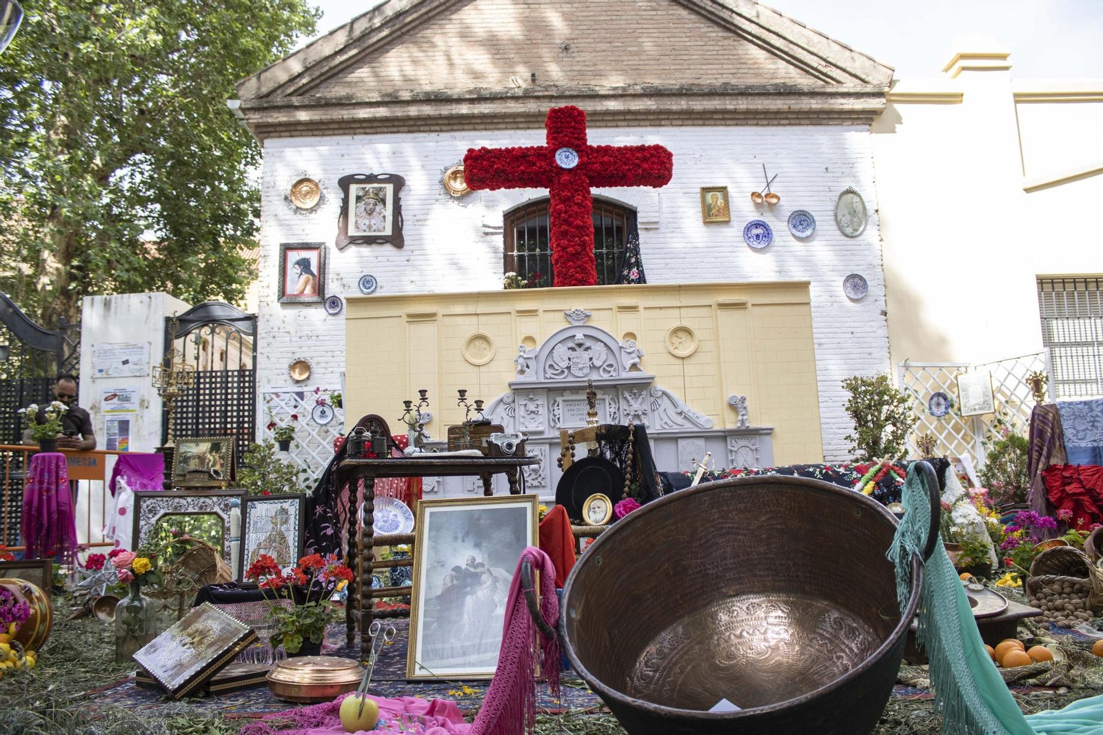 Así celebra Granada sus Cruces, en imágenes