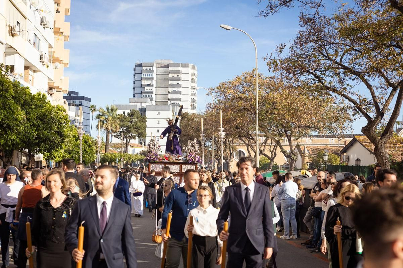 Imágenes de la procesión de Nuestro Padre Jesús de la Salvación