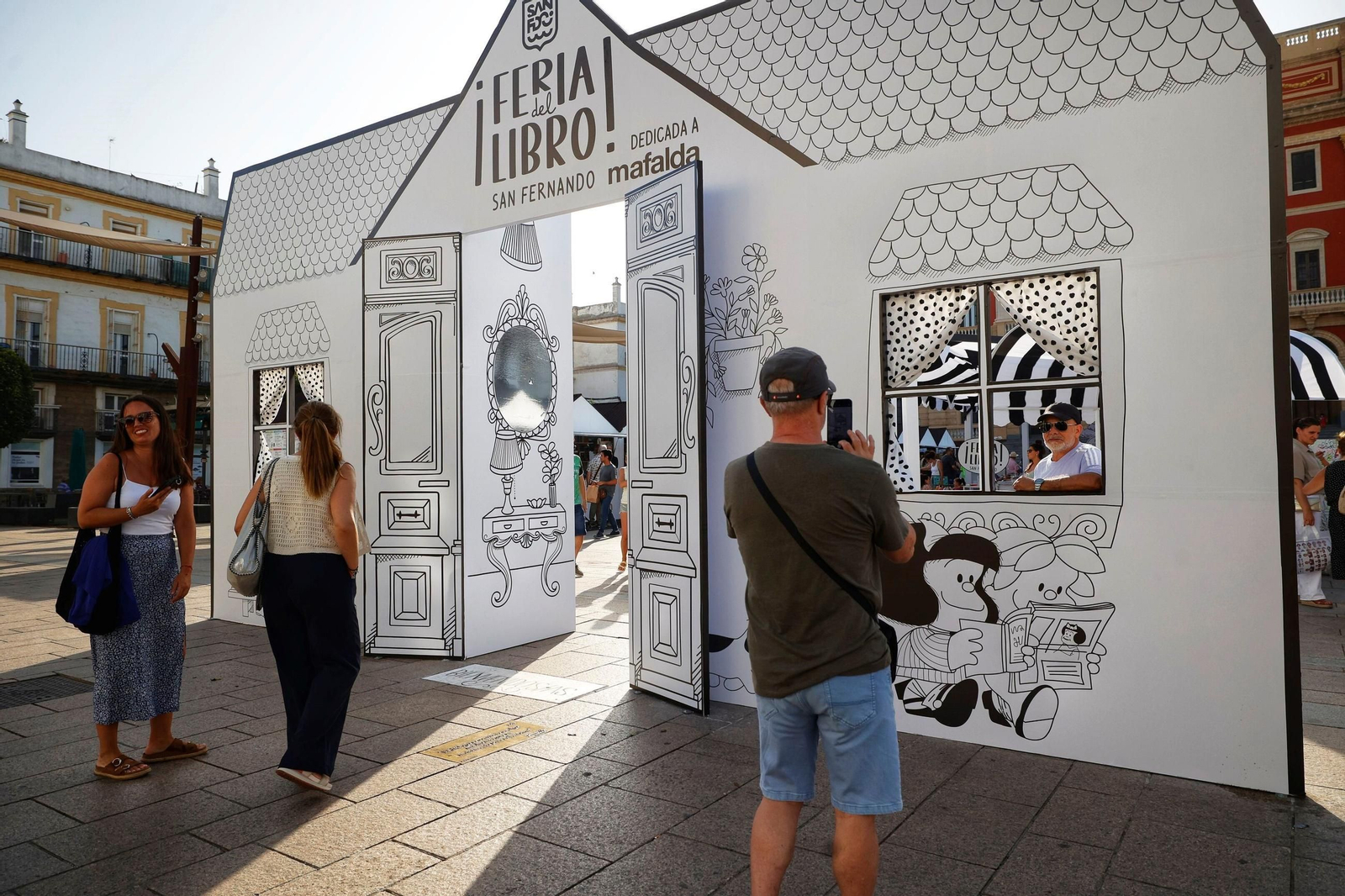 La Feria del Libro de San Fernando, en imágenes