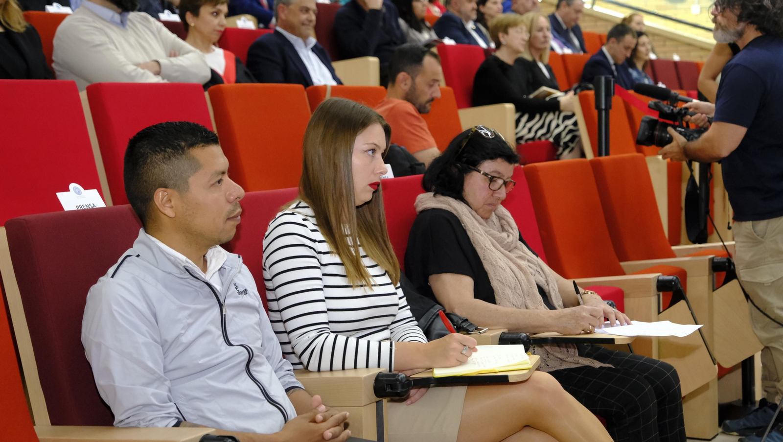 Imágenes de la presentación de los XXV Cursos de Verano de la UAL