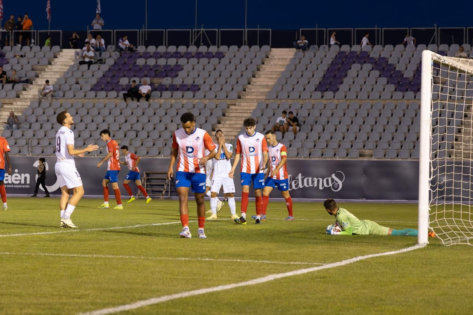 Partido Real Jaén CF contra CP Almería, en imágenes