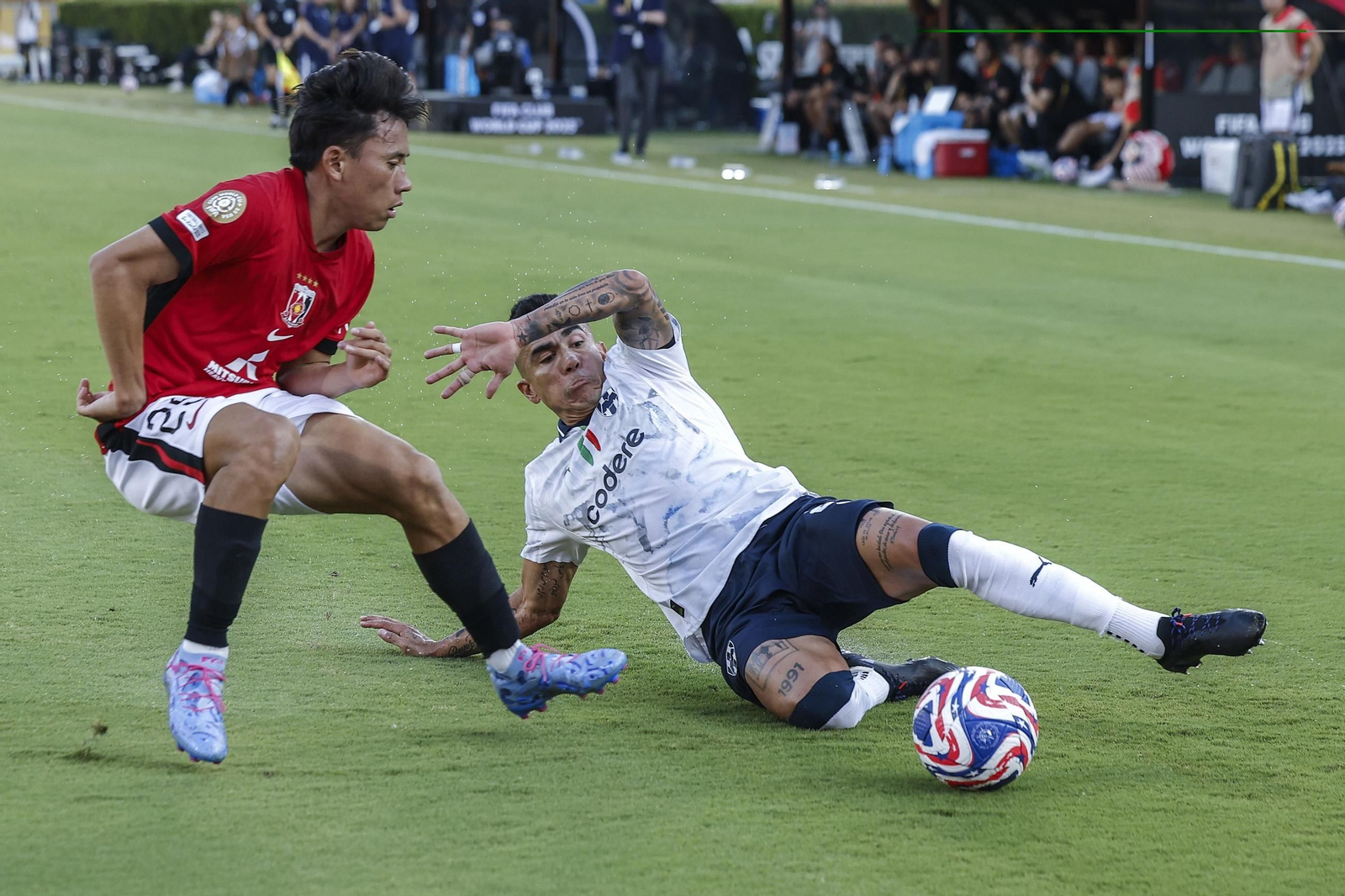 Urawa Red Diamonds-Monterrey (4).jpg