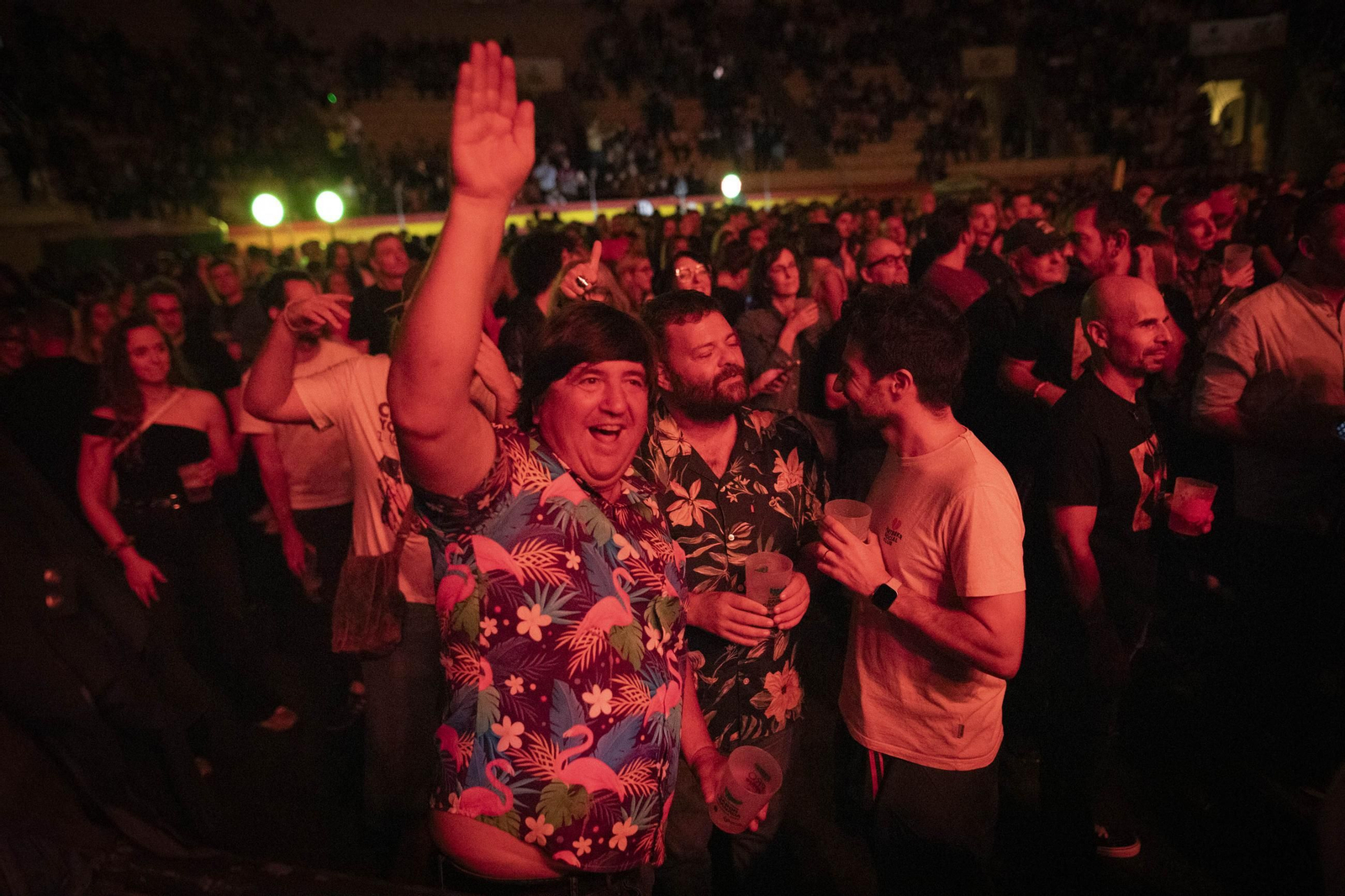 Los Planetas salen por la puerta grande de Granada