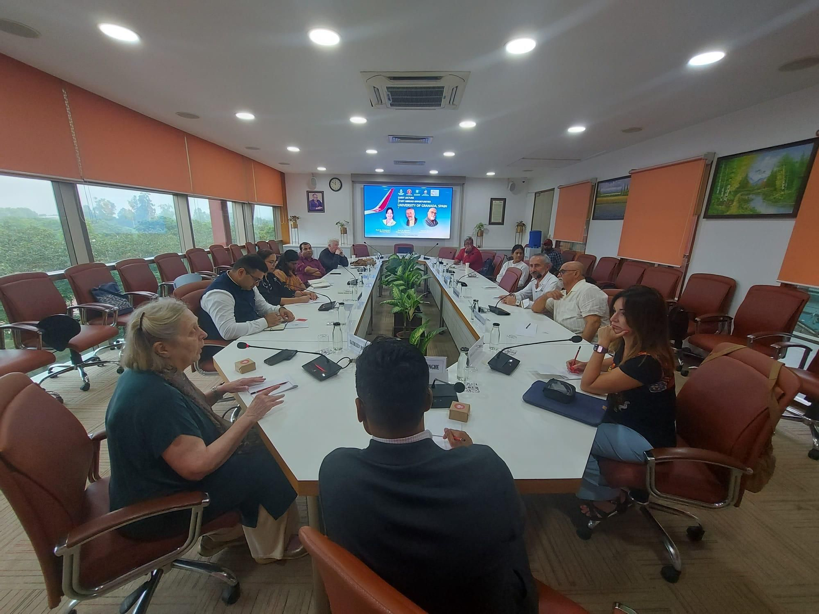 Reunión de trabajo de la UGR con la Jindal Global y la Indira Gandhi Universities