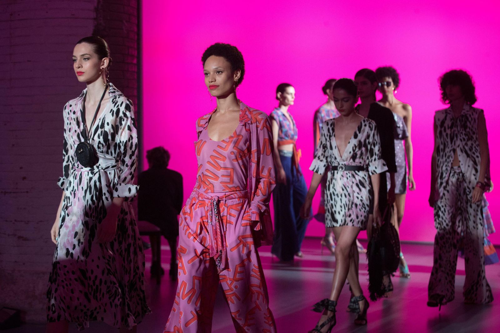 Modelos en el desfile de Maite Lola Casademunt, elmartes, en la '080'.