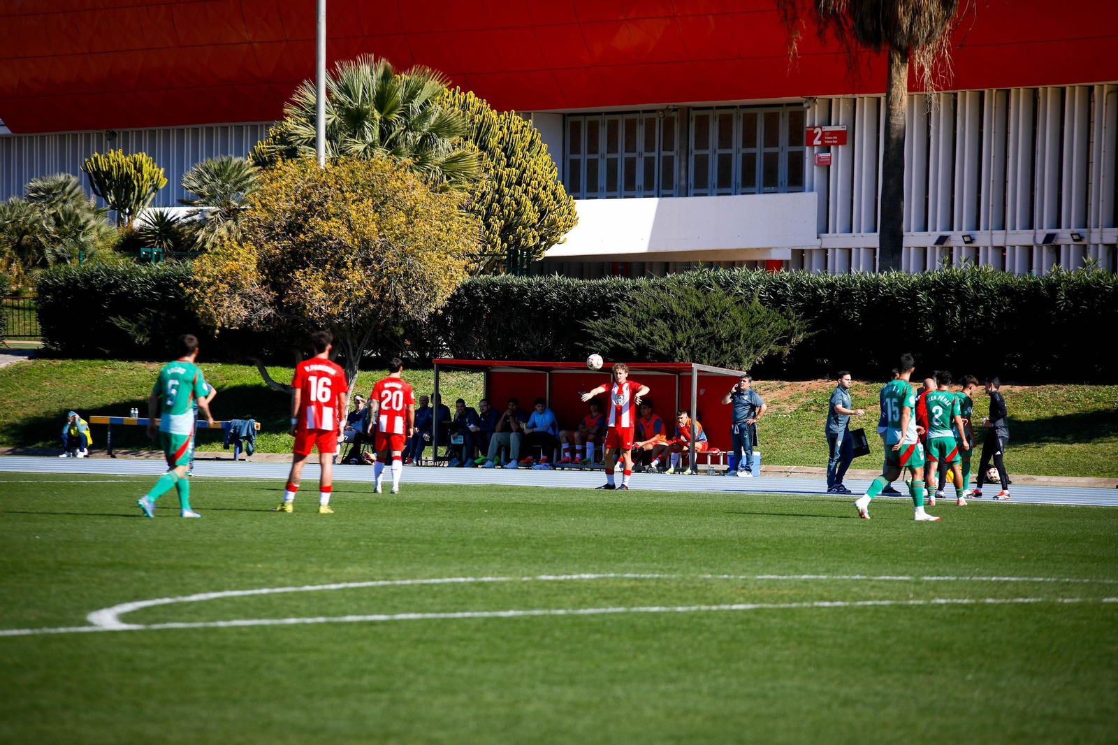 Las imágenes de Segunda RFEF entre Almeria B y recreativo de Granada